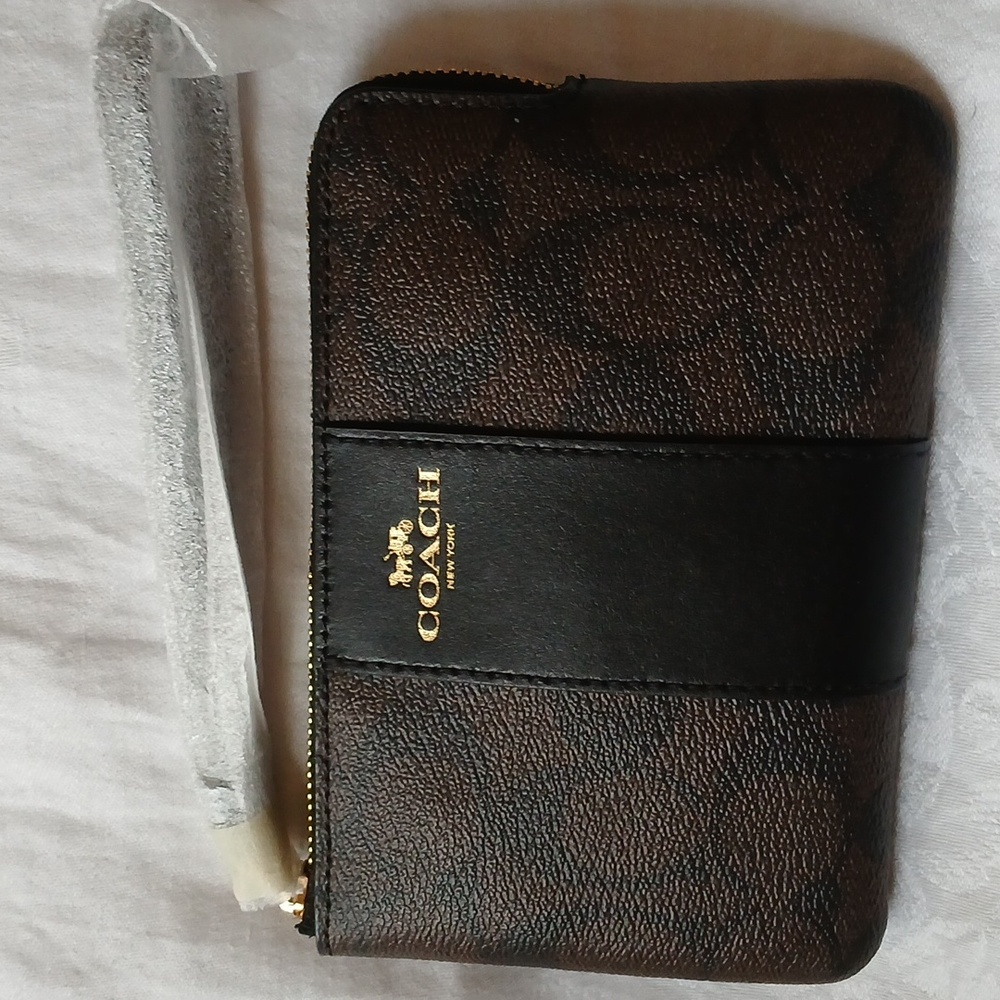 Coach Signature Canvas Corner Zip Wristlet Brown And Black
